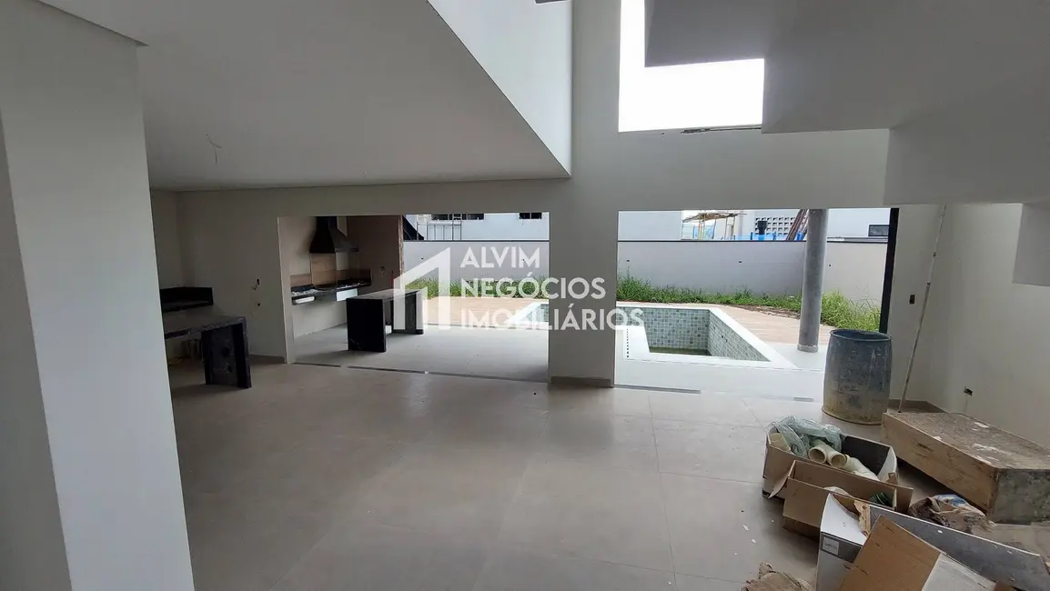 Foto 7 de Sobrado com 4 quartos à venda, 280m2 em Sao Jose Dos Campos - SP
