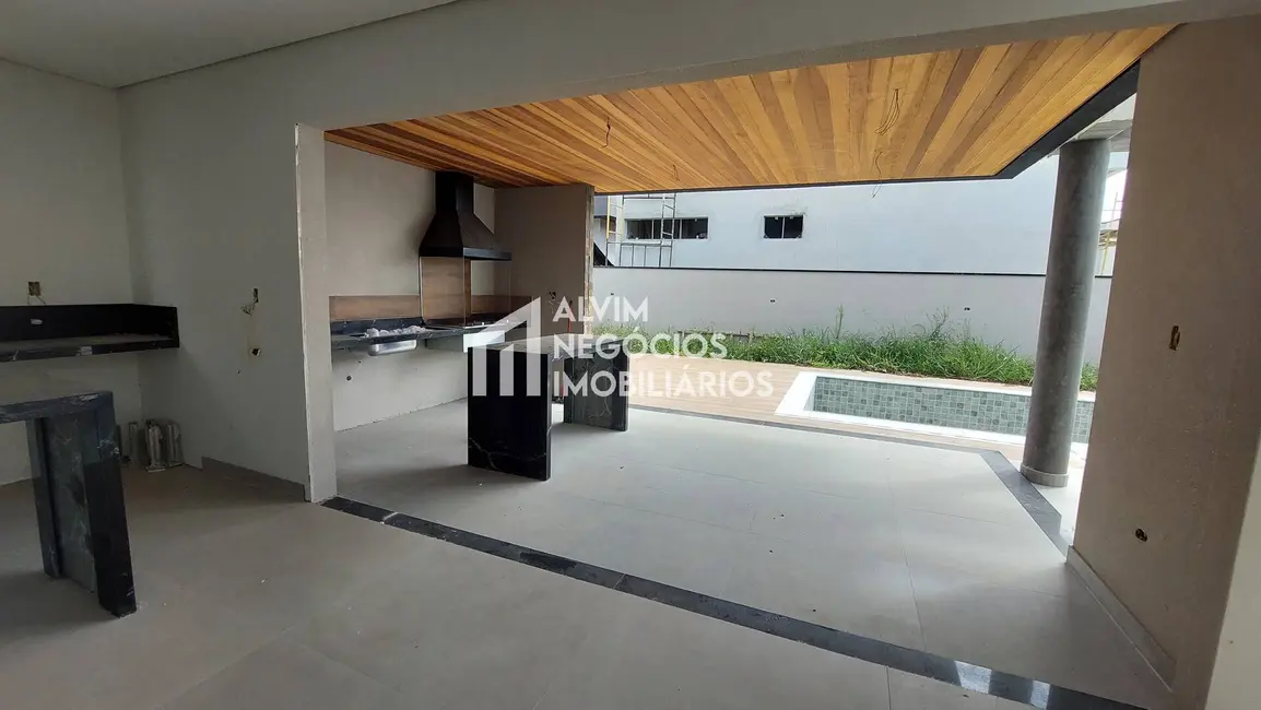 Foto 3 de Sobrado com 4 quartos à venda, 280m2 em Sao Jose Dos Campos - SP