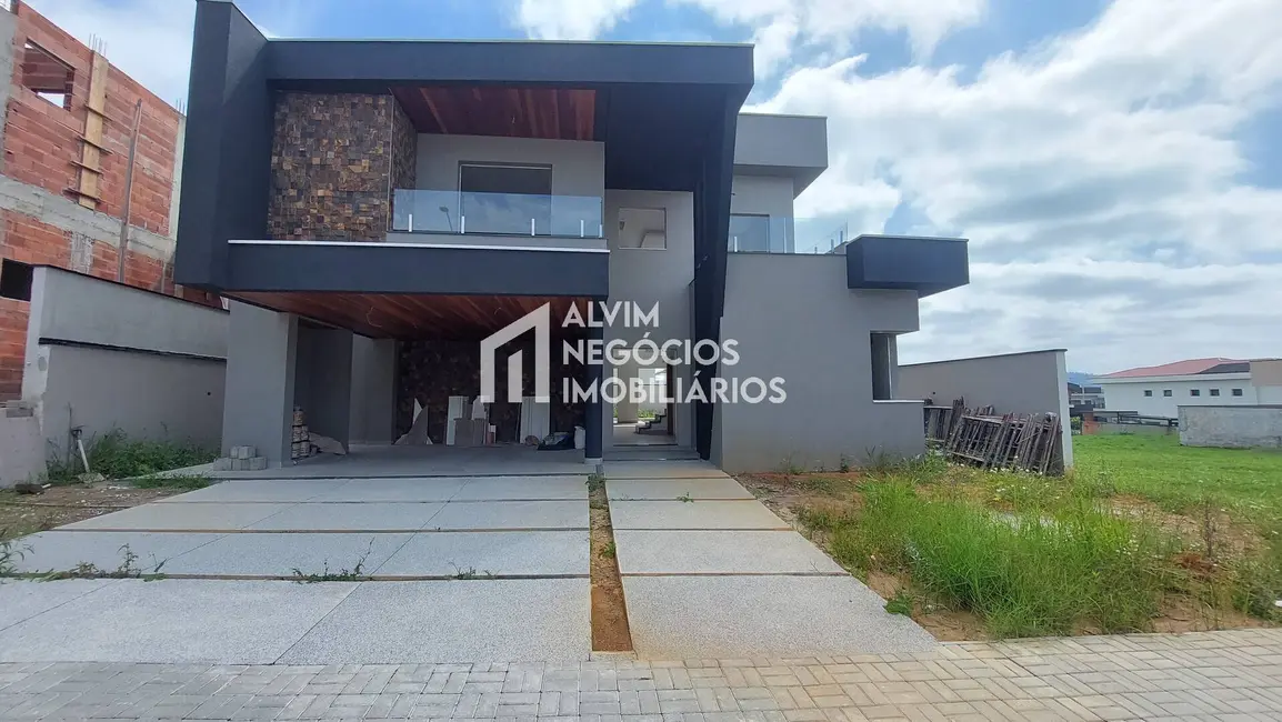 Foto 1 de Sobrado com 4 quartos à venda, 280m2 em Sao Jose Dos Campos - SP
