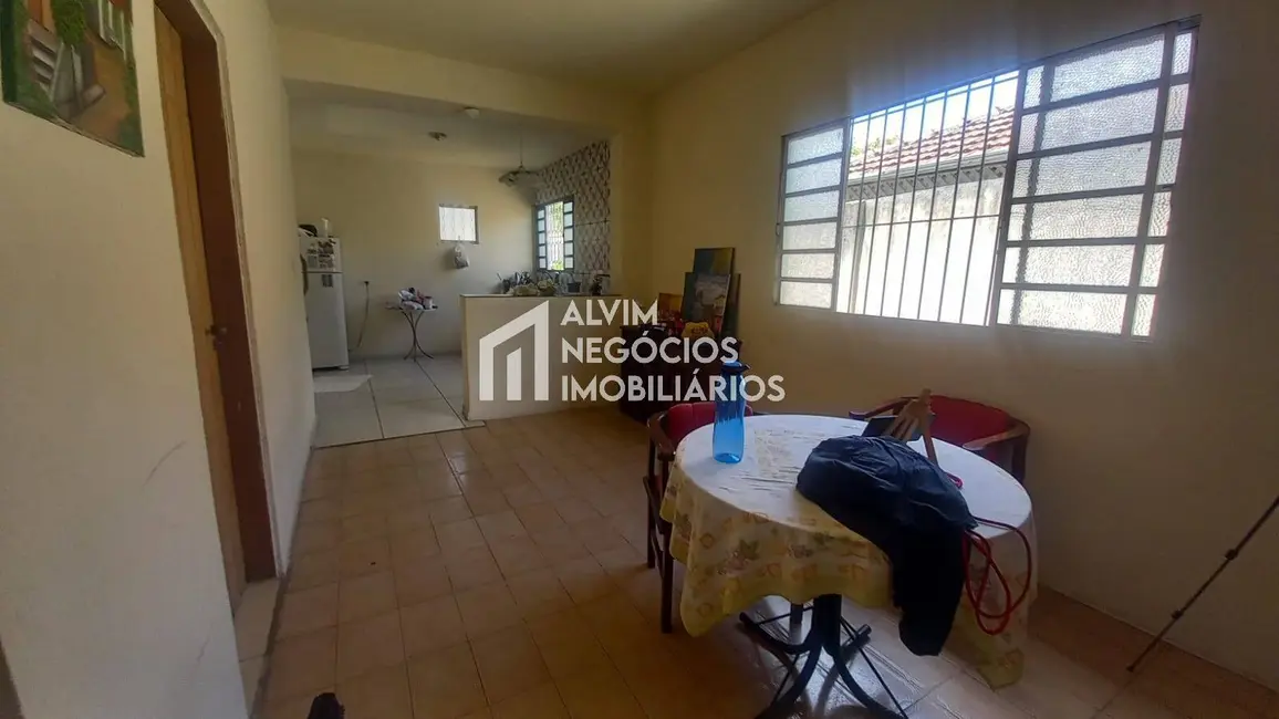 Foto 5 de Casa com 3 quartos à venda, 300m2 em Sao Jose Dos Campos - SP