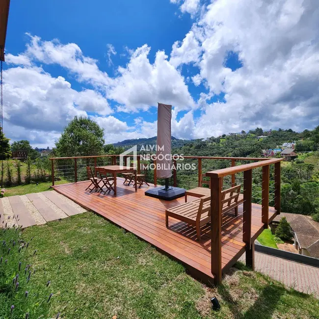 Foto 9 de Sobrado com 4 quartos à venda, 230m2 em Campos Do Jordao - SP