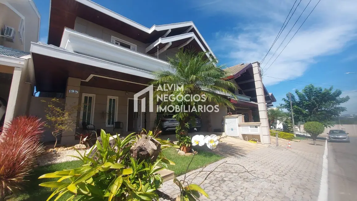 Foto 1 de Sobrado com 5 quartos à venda, 327m2 em Sao Jose Dos Campos - SP