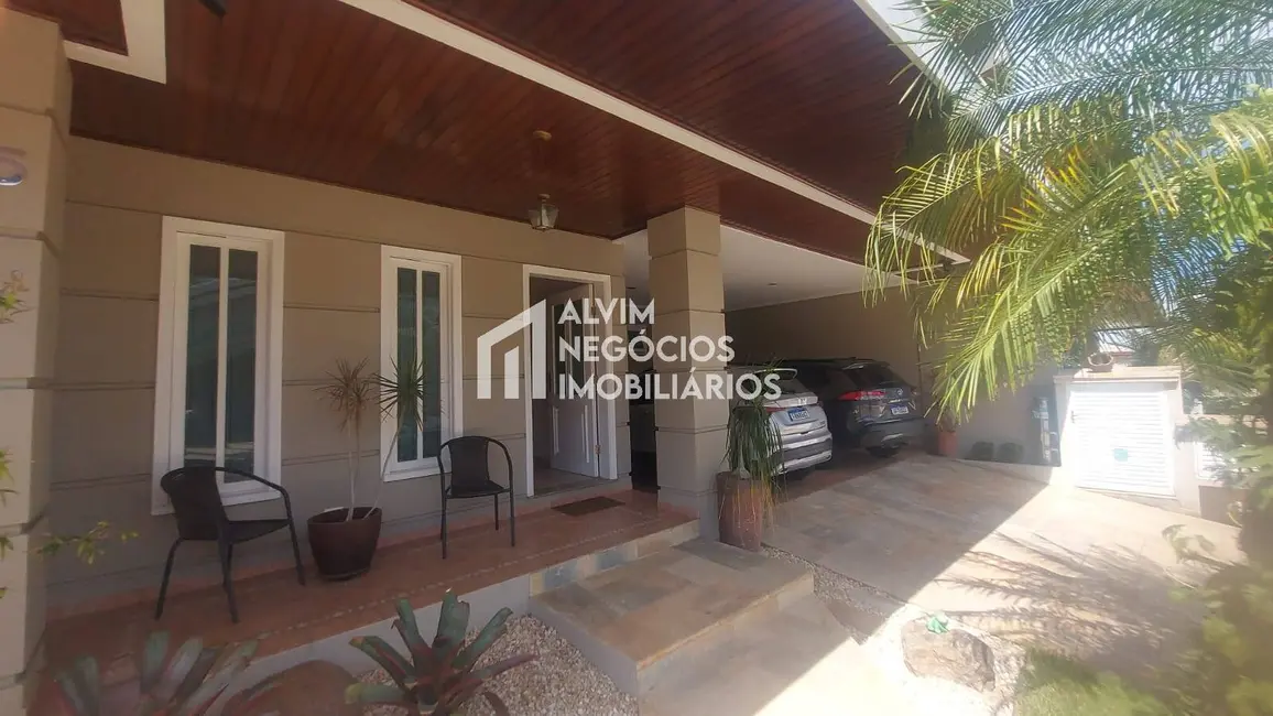 Foto 7 de Sobrado com 5 quartos à venda, 327m2 em Sao Jose Dos Campos - SP