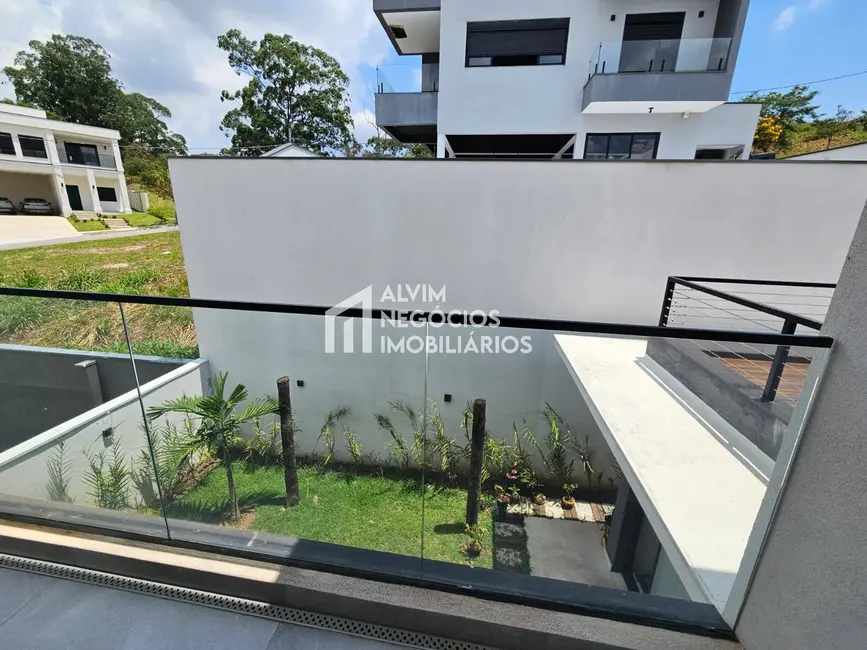 Foto 5 de Sobrado com 4 quartos à venda, 340m2 em Sao Jose Dos Campos - SP