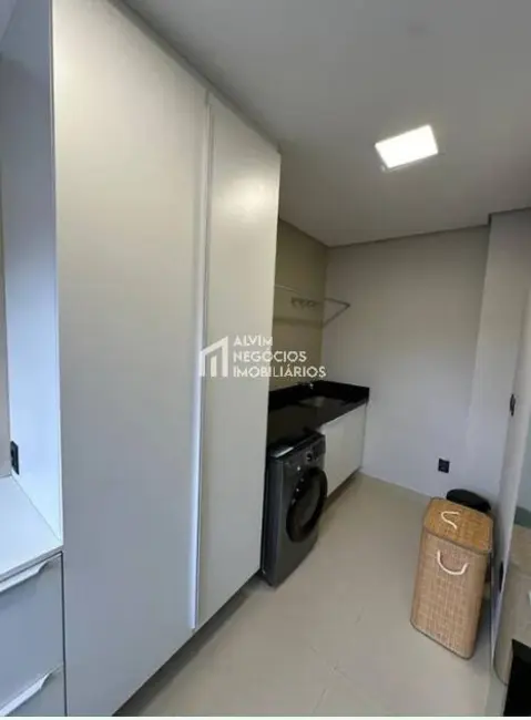 Foto 7 de Sobrado com 3 quartos à venda, 283m2 em Sao Jose Dos Campos - SP