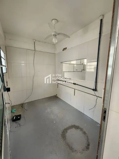 Armazém / Galpão à venda, 195m2 em Sao Jose Dos Campos - SP - imagem 4 Foto 4 de Armazém / Galpão à venda, 195m2 em Sao Jose Dos Campos - SP