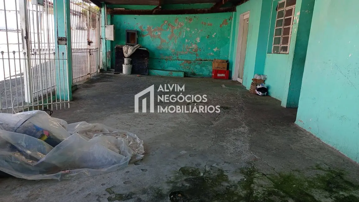 Foto 1 de Casa com 7 quartos à venda, 250m2 em Sao Jose Dos Campos - SP