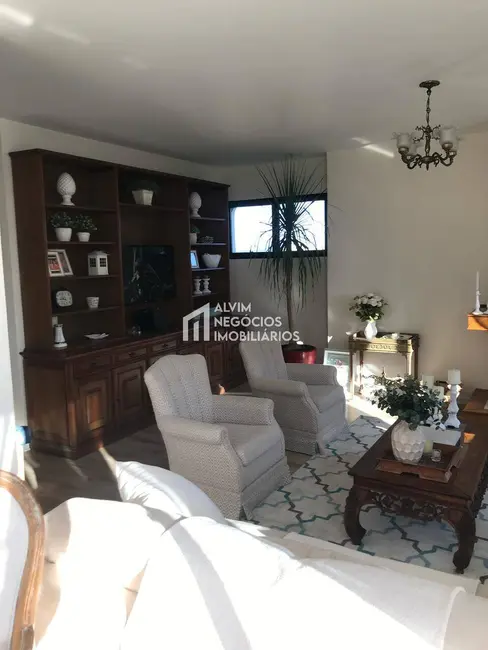 Foto 2 de Apartamento com 4 quartos à venda, 340m2 em Sao Jose Dos Campos - SP