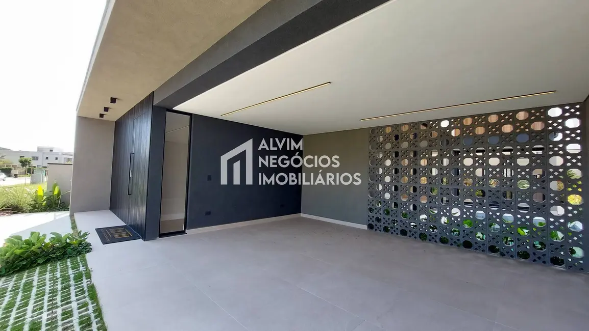 Foto 4 de Sobrado com 4 quartos à venda, 390m2 em Sao Jose Dos Campos - SP