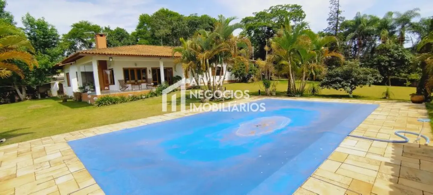 Foto 1 de Chácara com 4 quartos à venda, 3160m2 em Centro, Igarata - SP