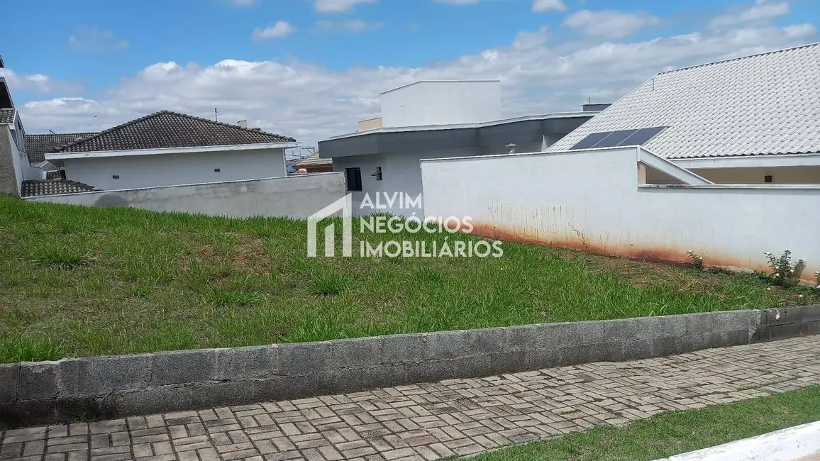 Foto 3 de Terreno / Lote à venda, 252m2 em Sao Jose Dos Campos - SP