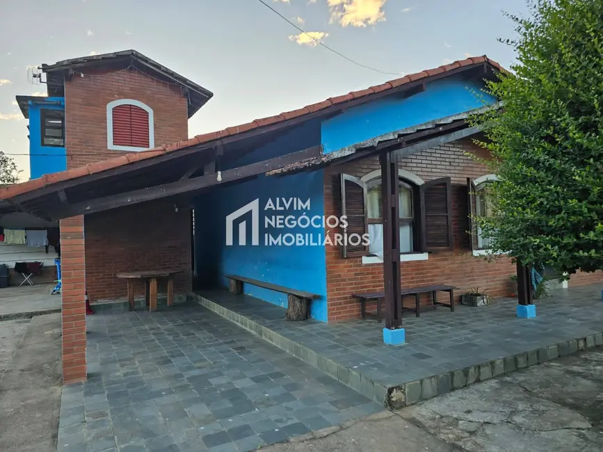 Foto 1 de Chácara com 3 quartos à venda, 53000m2 em Itanhandu - MG