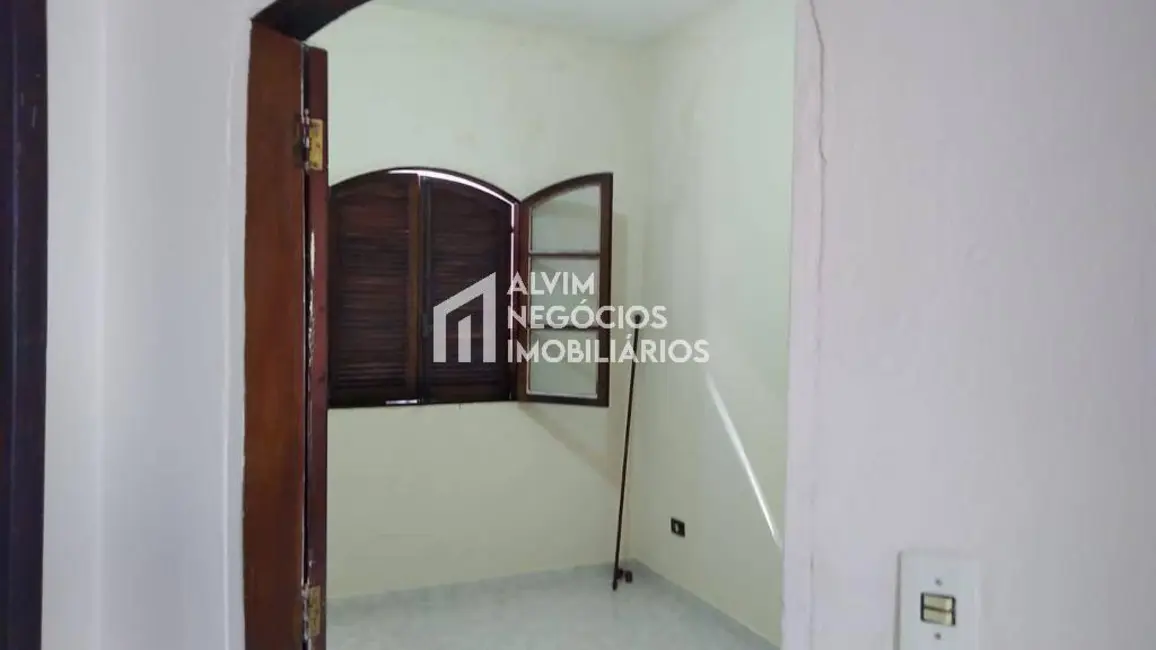 Foto 7 de Casa com 4 quartos à venda, 241m2 em Sao Jose Dos Campos - SP