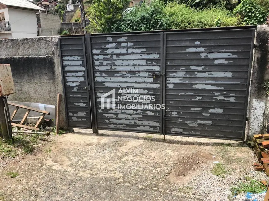 Foto 2 de Casa com 1 quarto à venda, 70m2 em Campos Do Jordao - SP