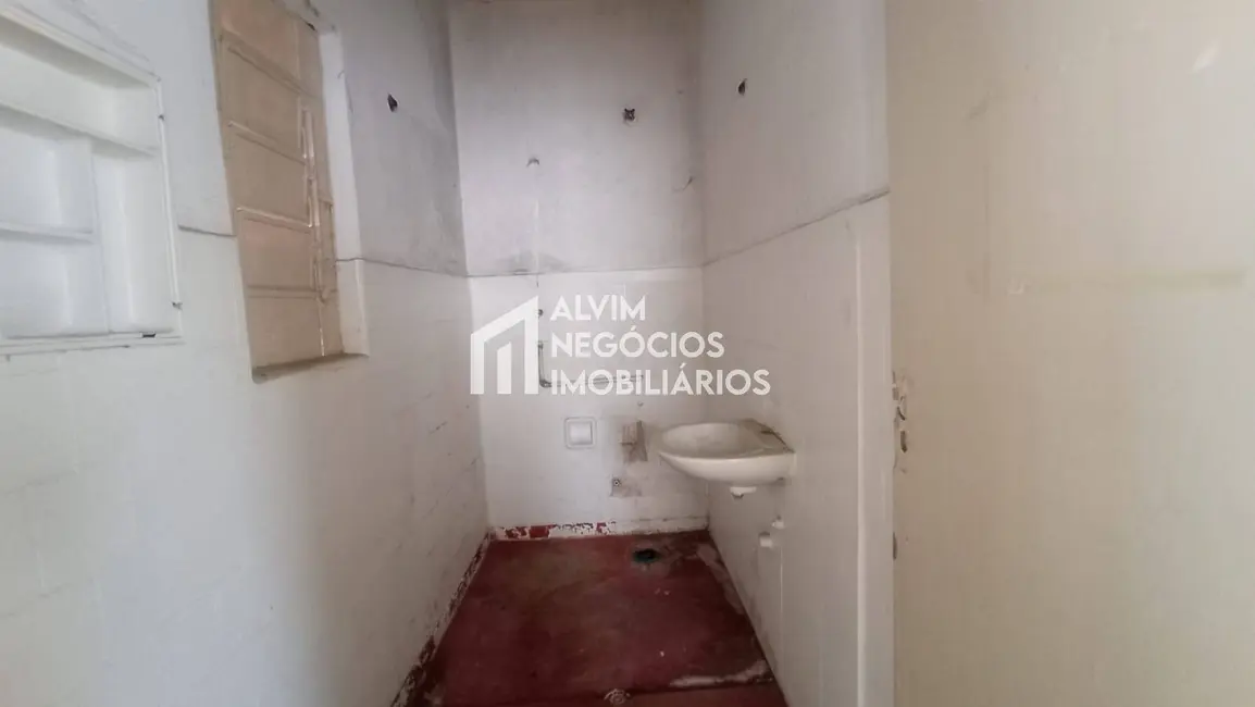 Foto 5 de Casa com 4 quartos à venda, 227m2 em Sao Jose Dos Campos - SP