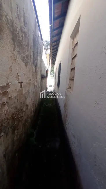 Foto 8 de Casa com 4 quartos à venda, 227m2 em Sao Jose Dos Campos - SP