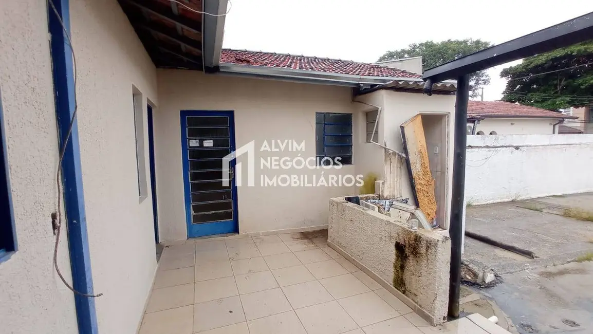 Casa com 2 quartos para alugar, 310m2 em Sao Jose Dos Campos - SP - imagem 5 Foto 5 de Casa com 2 quartos para alugar, 310m2 em Sao Jose Dos Campos - SP