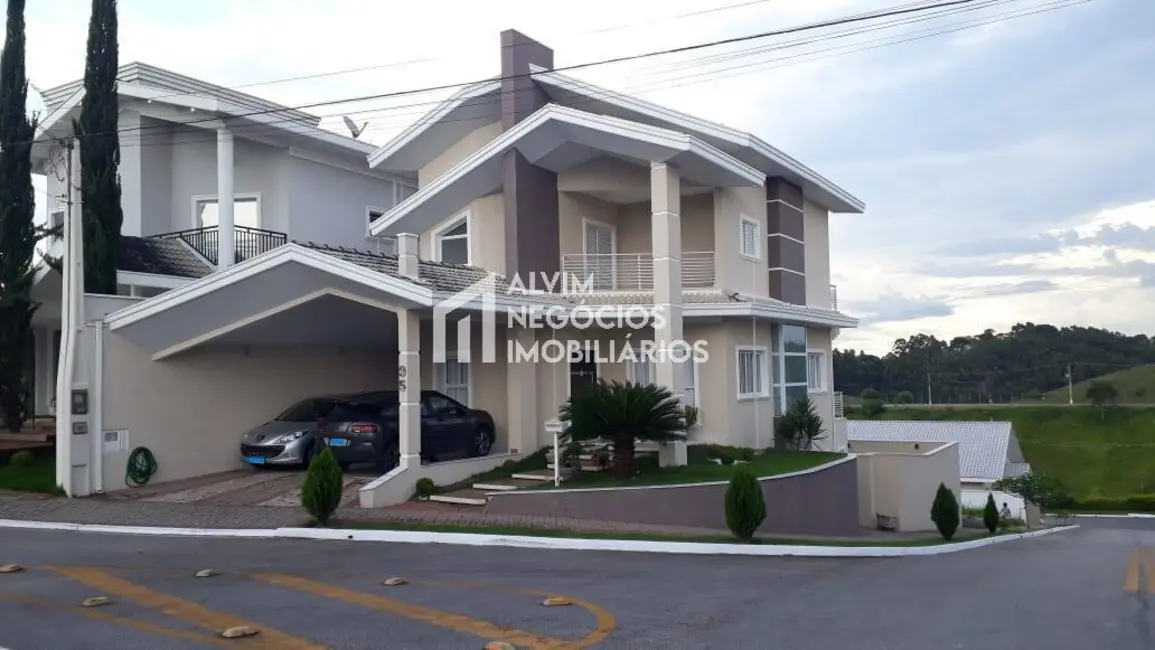 Foto 1 de Casa com 3 quartos à venda, 254m2 em Sao Jose Dos Campos - SP