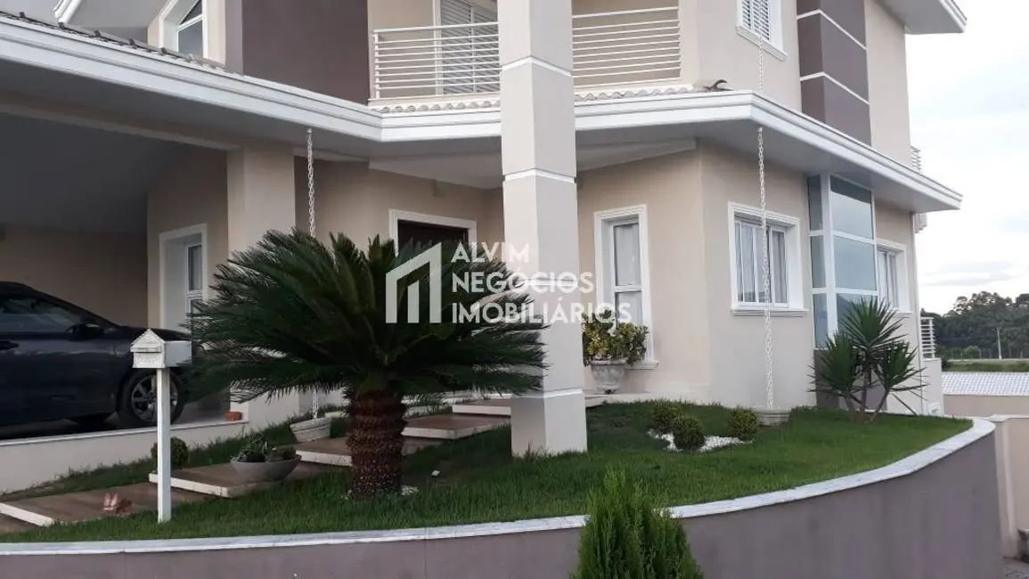 Foto 3 de Casa com 3 quartos à venda, 254m2 em Sao Jose Dos Campos - SP