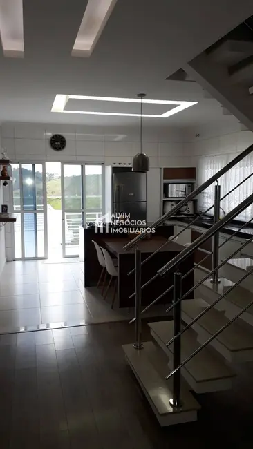 Foto 9 de Casa com 3 quartos à venda, 254m2 em Sao Jose Dos Campos - SP