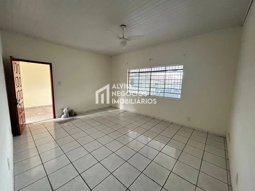 Foto 5 de Casa com 4 quartos à venda, 274m2 em Sao Jose Dos Campos - SP