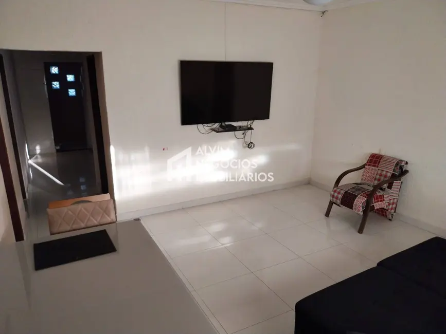 Foto 4 de Casa com 3 quartos à venda, 300m2 em Sao Jose Dos Campos - SP