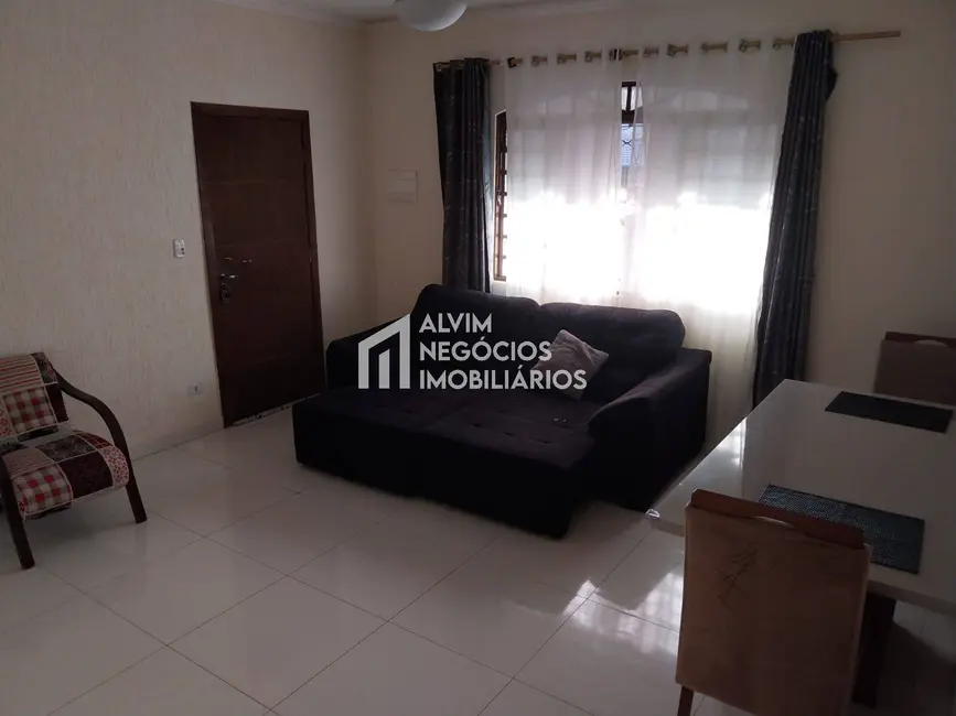 Foto 3 de Casa com 3 quartos à venda, 300m2 em Sao Jose Dos Campos - SP