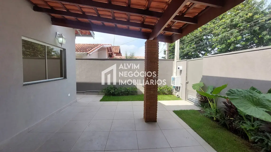 Foto 2 de Casa com 3 quartos à venda, 225m2 em Sao Jose Dos Campos - SP