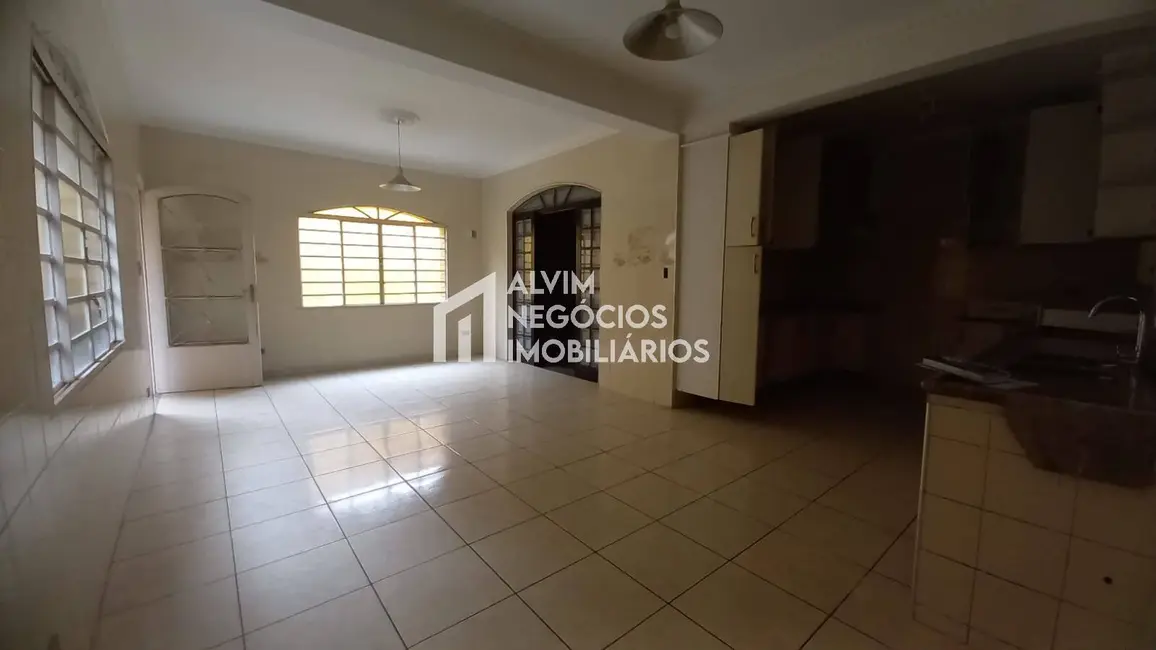 Foto 7 de Casa com 3 quartos à venda, 250m2 em Sao Jose Dos Campos - SP