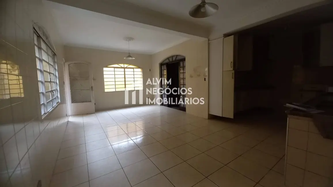 Foto 6 de Casa com 3 quartos à venda, 250m2 em Sao Jose Dos Campos - SP