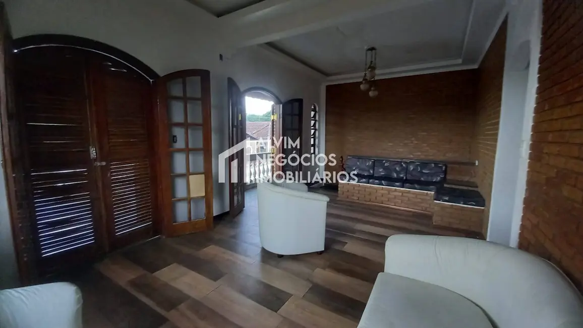 Foto 3 de Casa com 3 quartos à venda, 250m2 em Sao Jose Dos Campos - SP