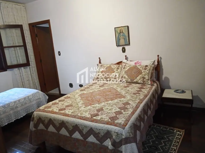 Foto 8 de Casa com 4 quartos à venda, 800m2 em Sao Jose Dos Campos - SP