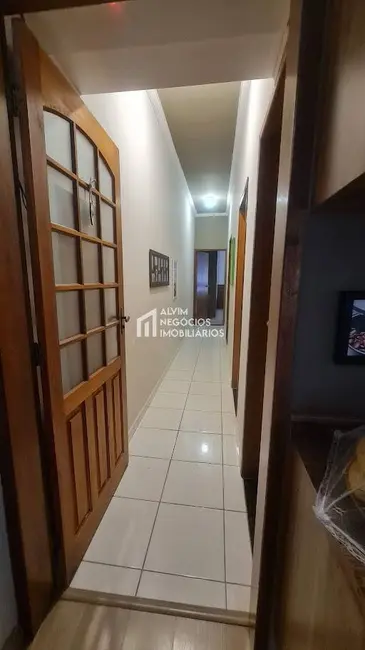 Foto 9 de Casa com 3 quartos à venda, 150m2 em Sao Jose Dos Campos - SP