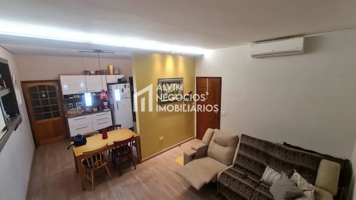 Foto 1 de Casa com 3 quartos à venda, 150m2 em Sao Jose Dos Campos - SP