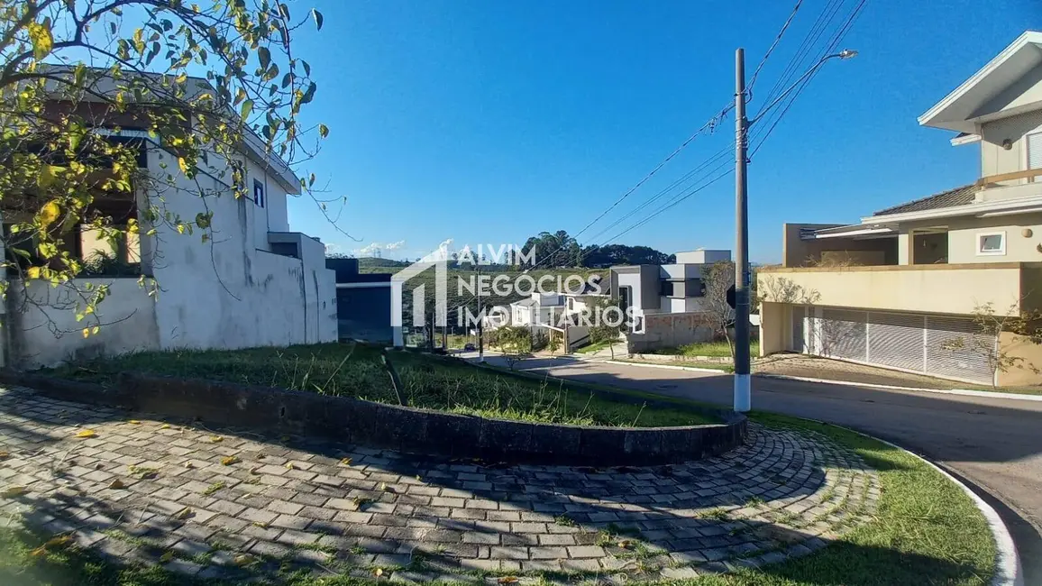 Foto 1 de Terreno / Lote à venda, 347m2 em Sao Jose Dos Campos - SP