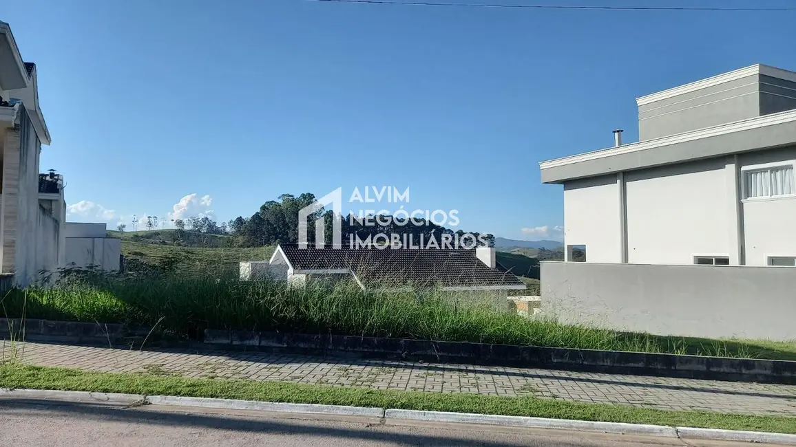 Foto 2 de Terreno / Lote à venda, 350m2 em Sao Jose Dos Campos - SP