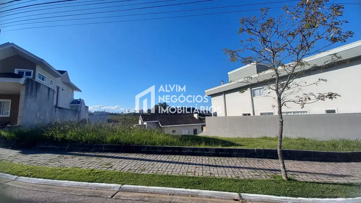 Foto 1 de Terreno / Lote à venda, 350m2 em Sao Jose Dos Campos - SP