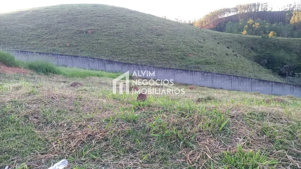 Foto 2 de Terreno / Lote à venda, 1050m2 em Sao Jose Dos Campos - SP