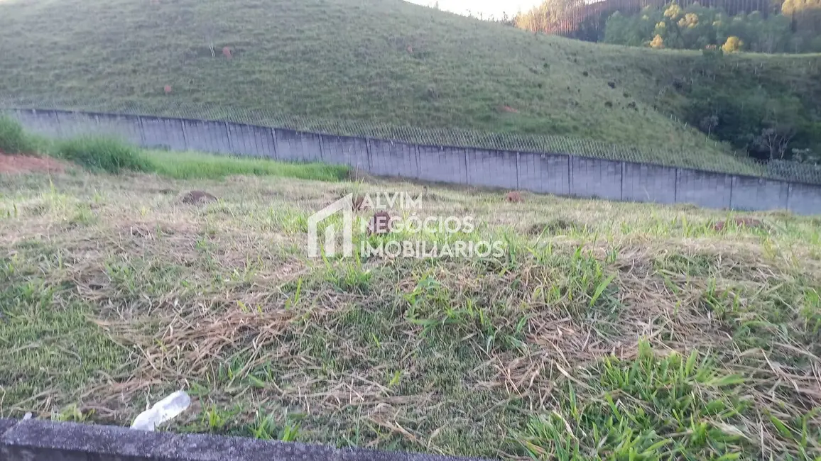 Foto 3 de Terreno / Lote à venda, 1050m2 em Sao Jose Dos Campos - SP