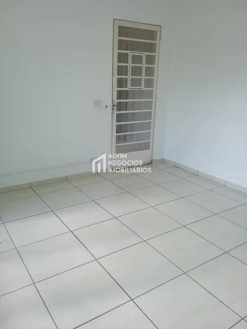 Casa com 2 quartos para alugar, 166m2 em Sao Jose Dos Campos - SP - imagem 8 Foto 8 de Casa com 2 quartos para alugar, 166m2 em Sao Jose Dos Campos - SP