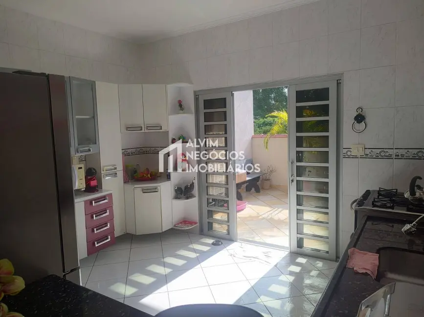 Foto 7 de Casa com 7 quartos à venda em Sao Jose Dos Campos - SP