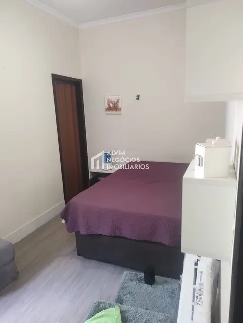 Foto 5 de Casa com 7 quartos à venda em Sao Jose Dos Campos - SP