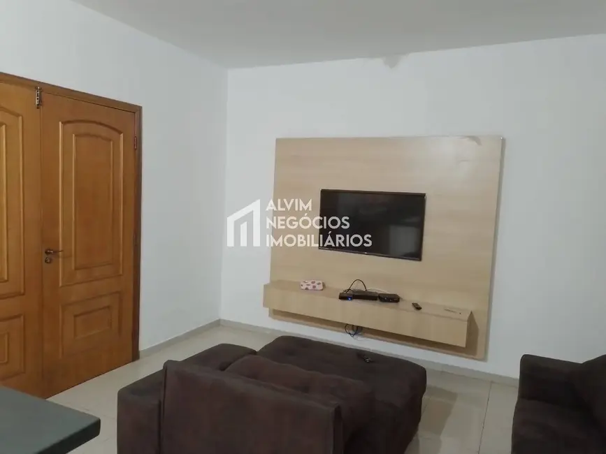 Foto 1 de Casa com 2 quartos à venda, 125m2 em Sao Jose Dos Campos - SP