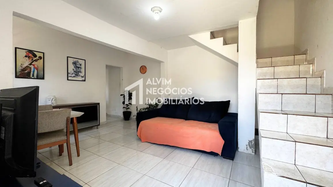 Foto 1 de Casa com 2 quartos à venda, 250m2 em Sao Jose Dos Campos - SP