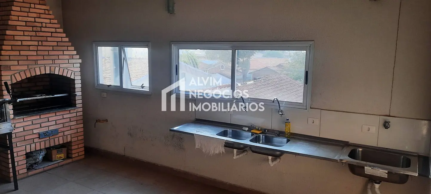 Sala Comercial para alugar, 225m2 em Sao Jose Dos Campos - SP - imagem 3 Foto 3 de Sala Comercial para alugar, 225m2 em Sao Jose Dos Campos - SP