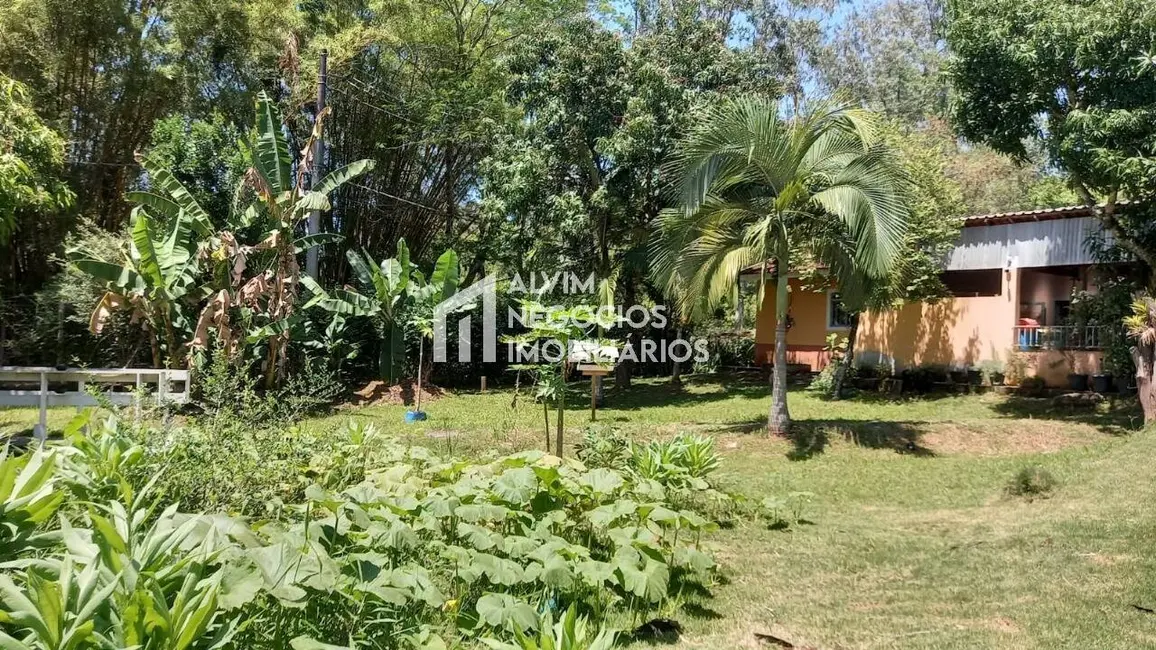 Foto 1 de Chácara com 4 quartos à venda, 200m2 em Sao Jose Dos Campos - SP