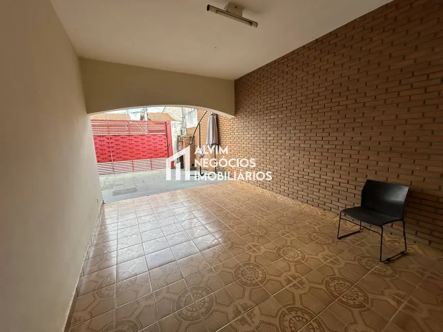 Foto 3 de Casa com 4 quartos à venda, 300m2 em Sao Jose Dos Campos - SP