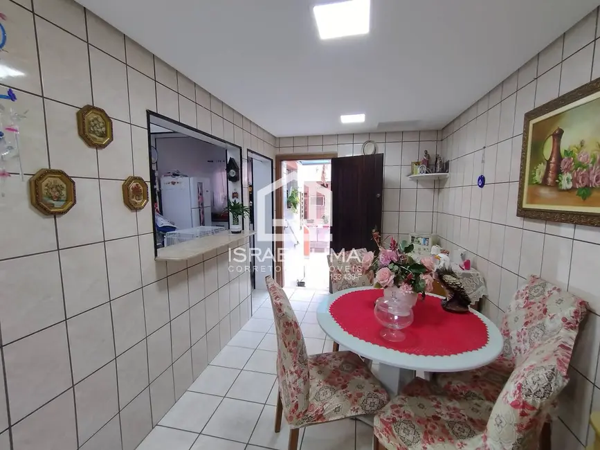 Foto 6 de Casa com 2 quartos à venda em Embaré, Santos - SP