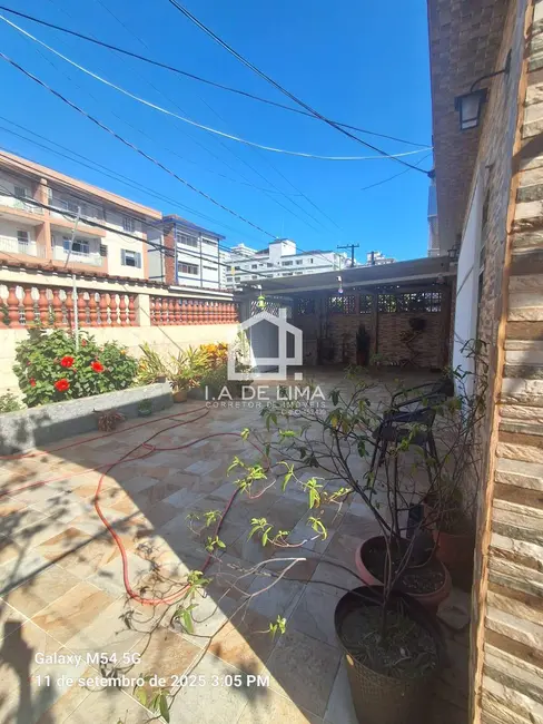 Casa com 2 quartos à venda em Canto do Forte, Praia Grande - SP - imagem 2 Foto 2 de Casa com 2 quartos à venda em Canto do Forte, Praia Grande - SP