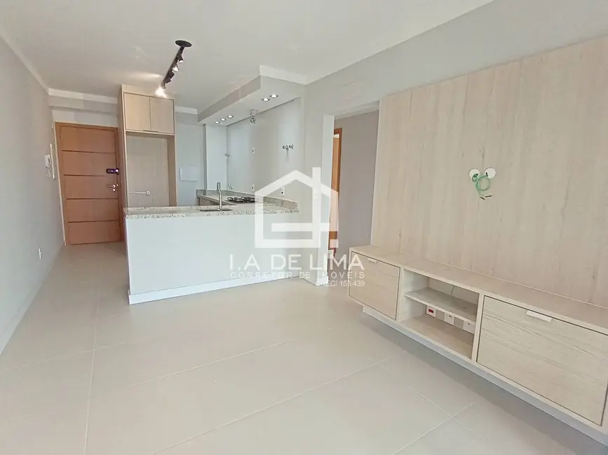 Foto 2 de Apartamento com 2 quartos para alugar em Boqueirão, Santos - SP